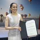 Rocío Jáuregui recibe Premio a la Investigación Científica